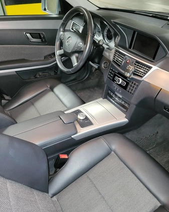 Mercedes-Benz Klasa E cena 50900 przebieg: 147212, rok produkcji 2013 z Warszawa małe 667